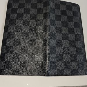 Authentic Louis vuitton bifold Wallet